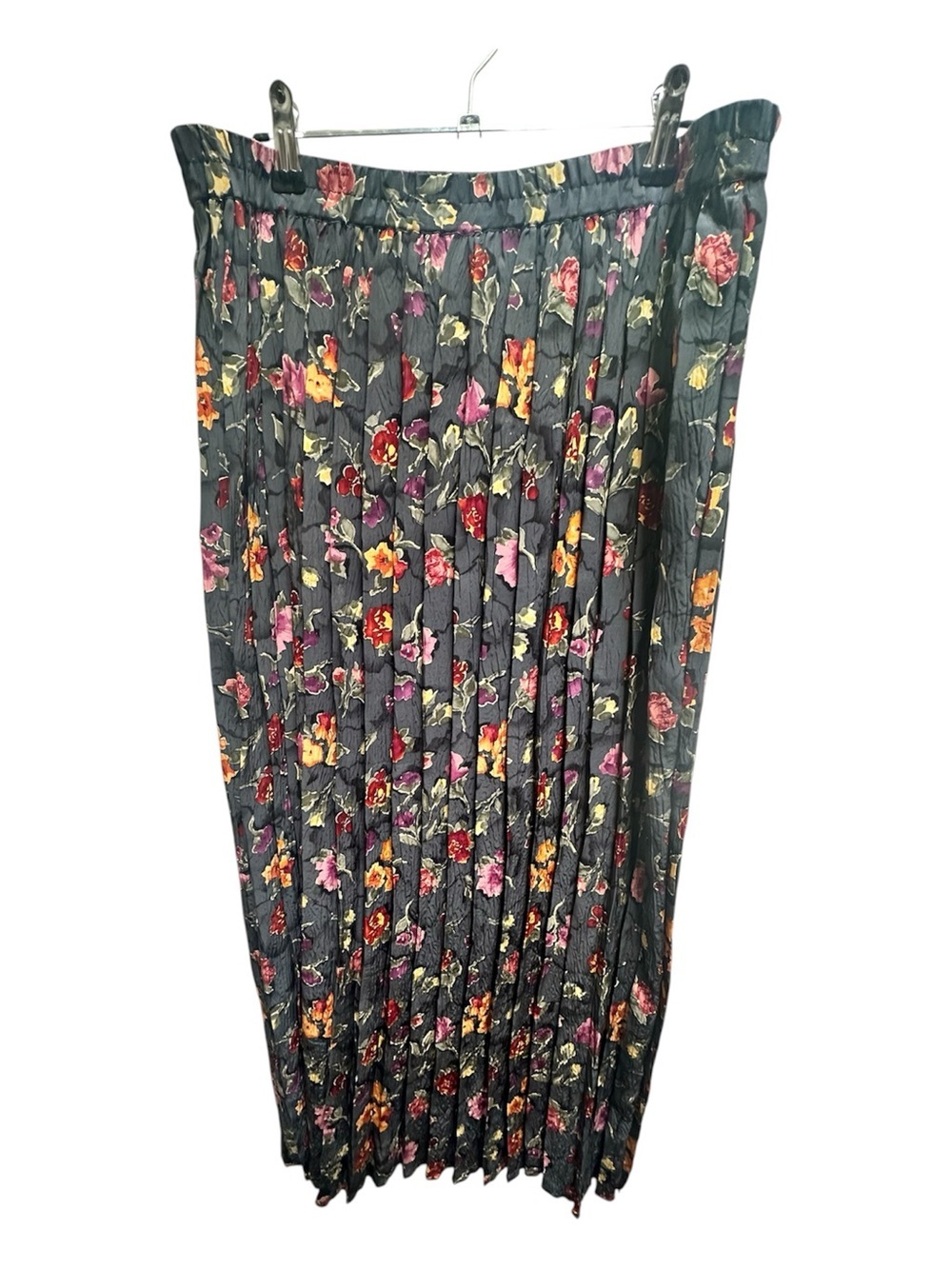 Silk Pleated Floral Maxi Skirt - Dark Gray with Multicolor Blooms **Read**